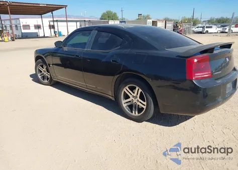 2006 Dodge Charger z USA, uszkodzony, nr VIN 2B3KA43G96H381133